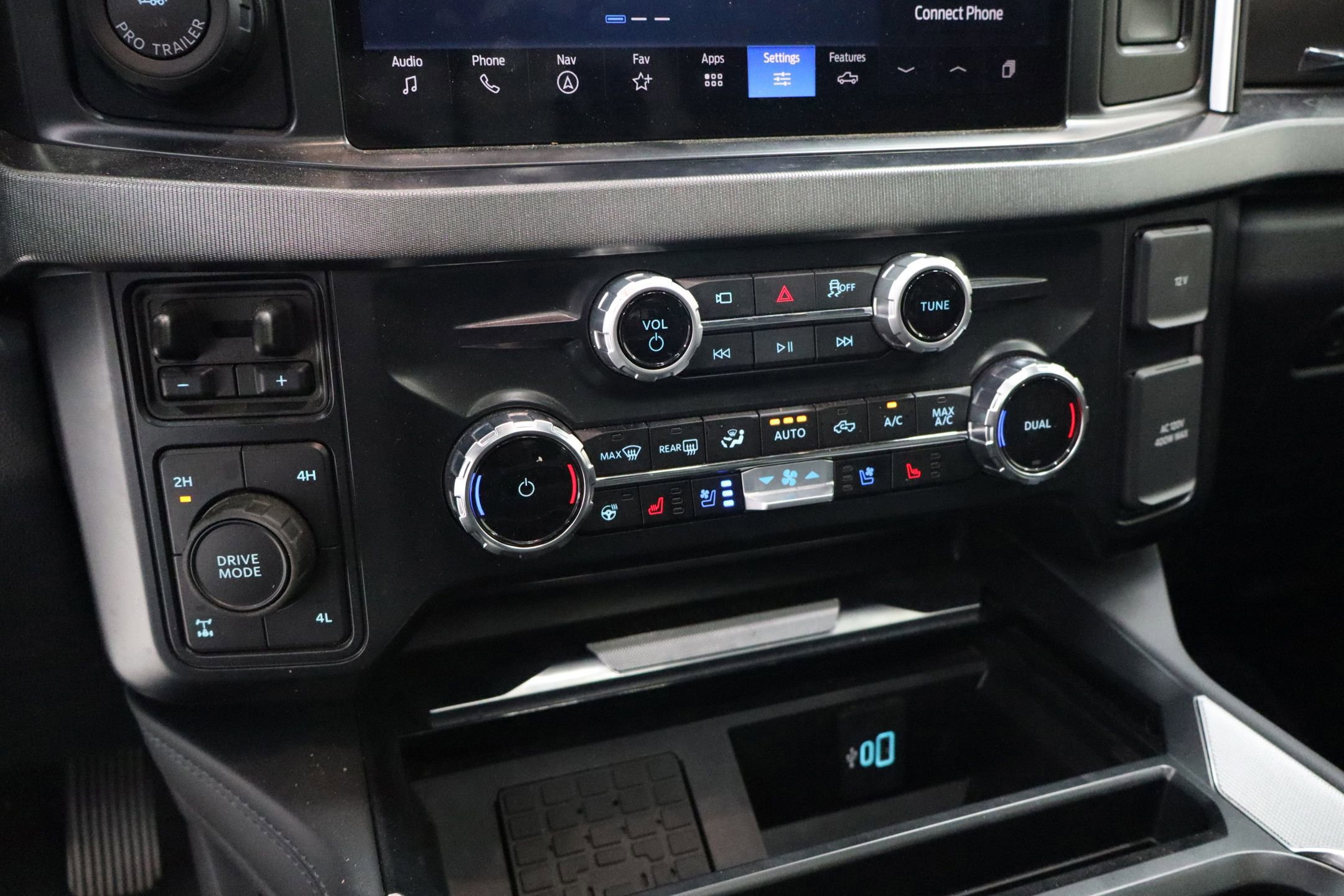 Certified 2025 Ford F250 Platinum image 35