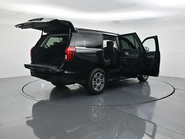 Certified 2025 Ford Expedition Active AWD/4WD image 52