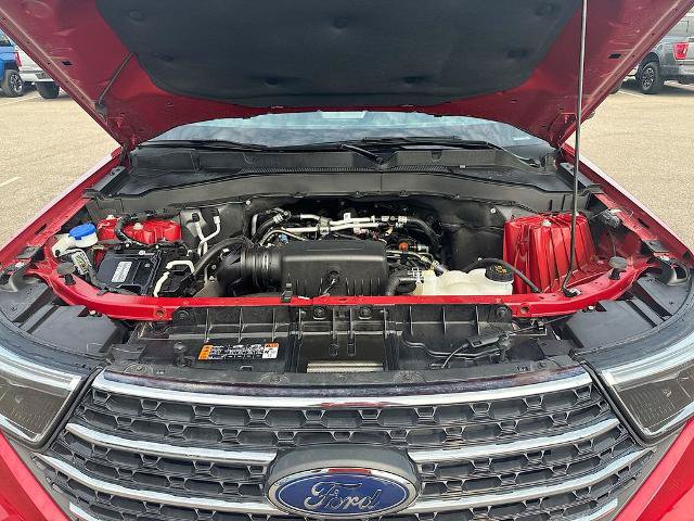 Certified 2024 Ford Explorer XLT w/ Equipment Group 202A AWD/4WD image 21