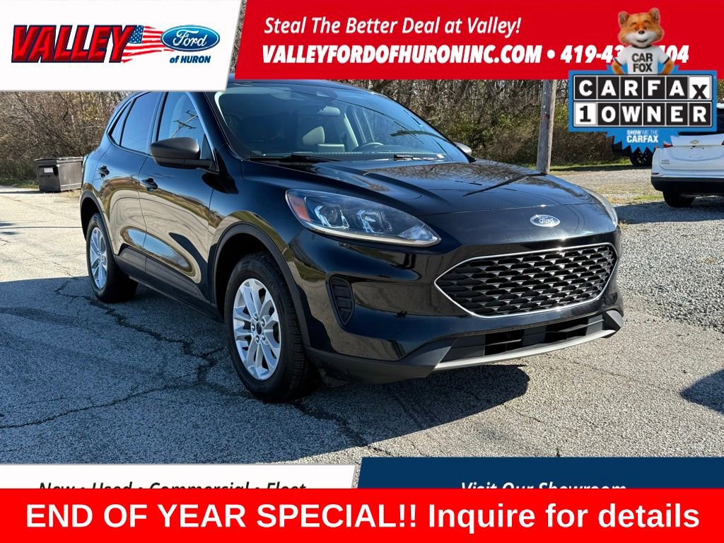 Certified 2022 Ford Escape SE w/ Cold Weather Package image 1