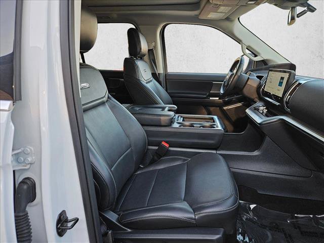 Certified 2025 Ford Expedition Platinum AWD/4WD image 16