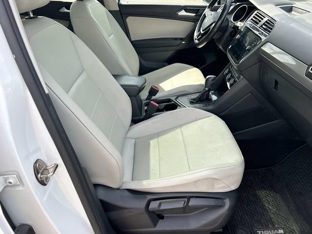 Used 2018 Volkswagen Tiguan SE FWD image 30