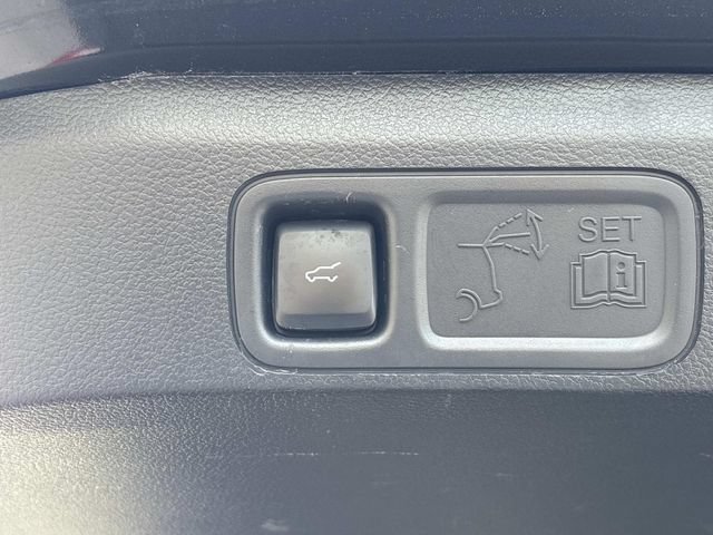 Certified 2024 Ford Expedition XLT RWD image 13