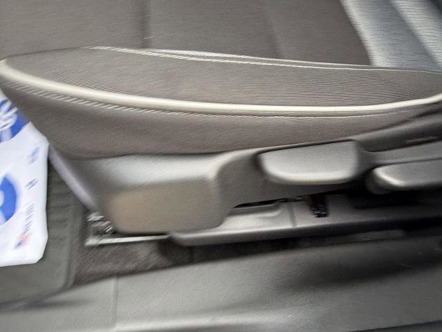 Used 2024 Chevrolet TrailBlazer LS w/ LS Convenience Package image 16