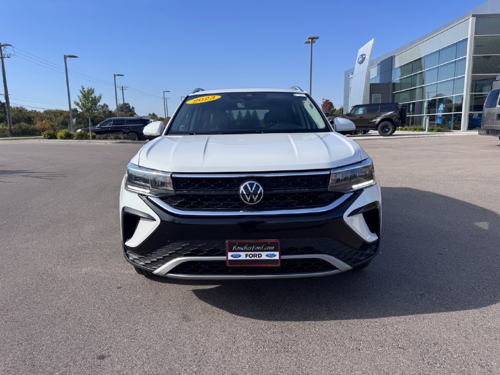 Used 2023 Volkswagen Taos SE AWD/4WD image 4