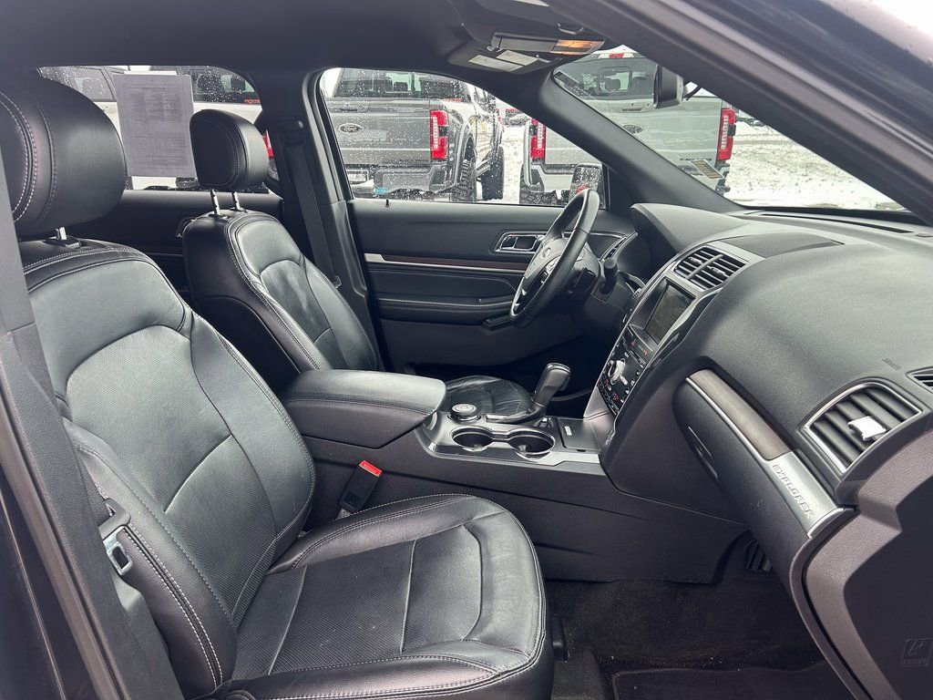 Certified 2017 Ford Explorer Limited image 21