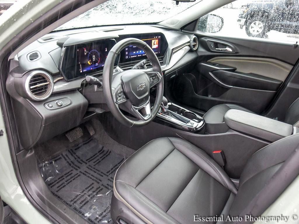 Used 2024 Chevrolet Trax ACTIV w/ Sunroof Package image 10