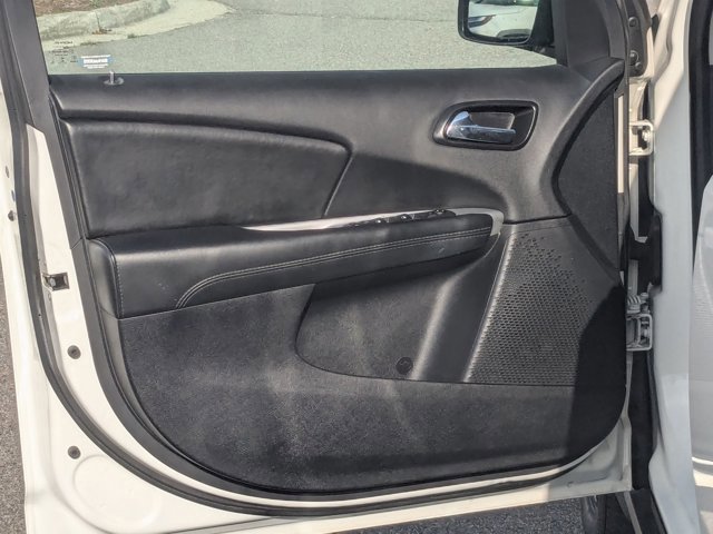 Used 2020 Dodge Journey SE w/ SE Popular Equipment Group image 11