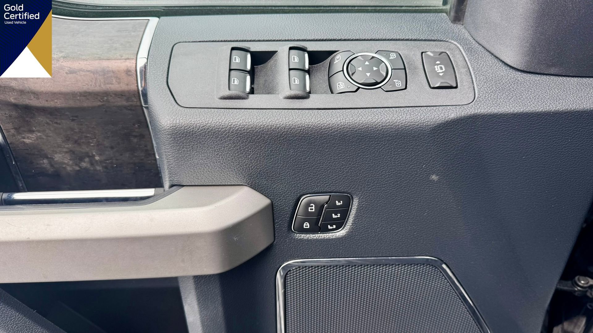 Certified 2022 Ford F250 Lariat image 40