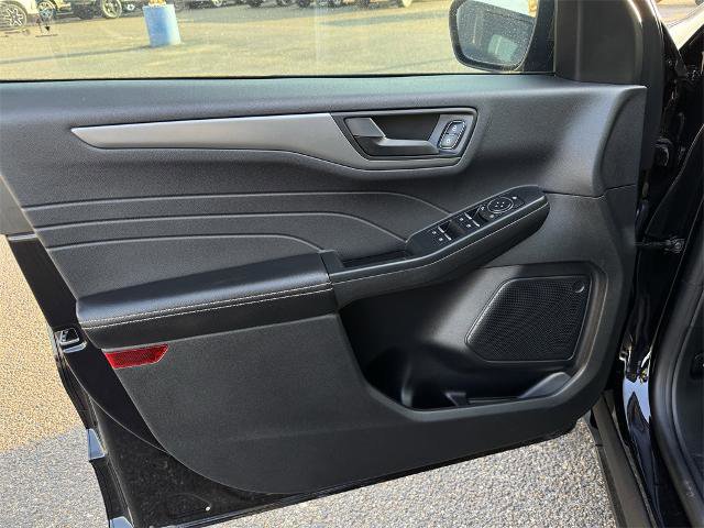 Certified 2025 Ford Escape Active image 12