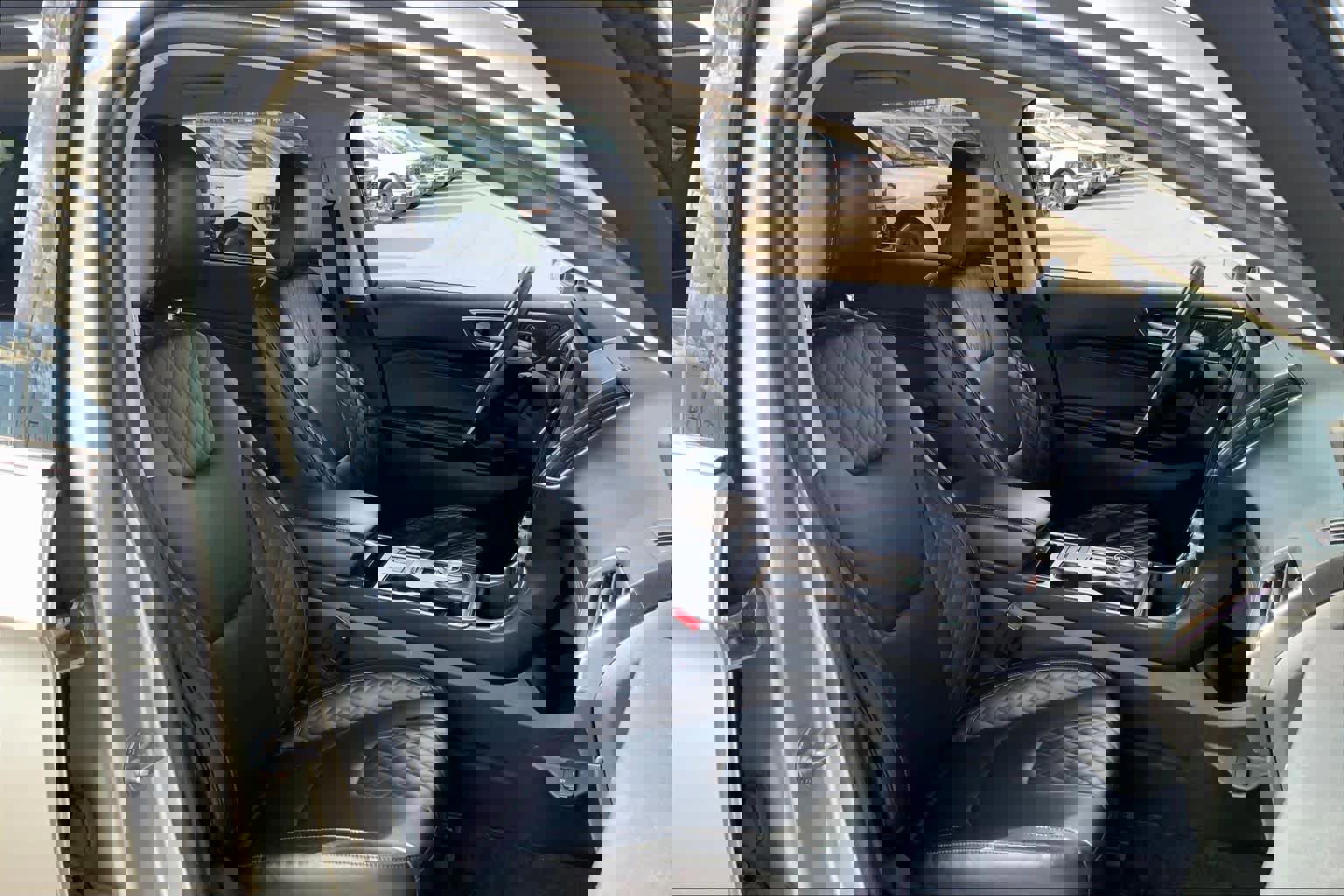 Certified 2024 Ford Edge Titanium image 8