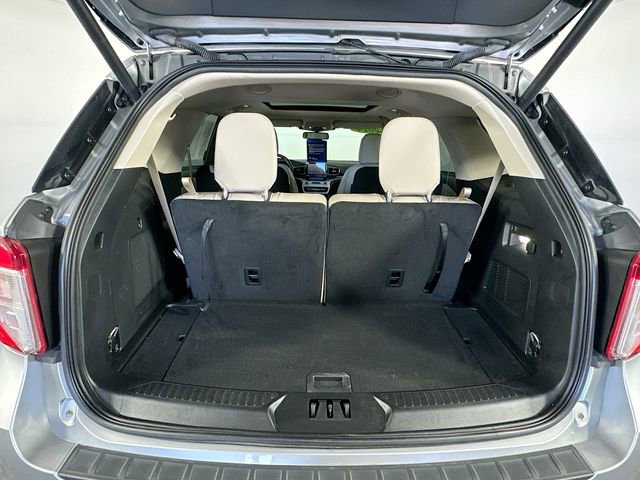 Certified 2024 Ford Explorer XLT w/ Equipment Group 202A AWD/4WD image 34