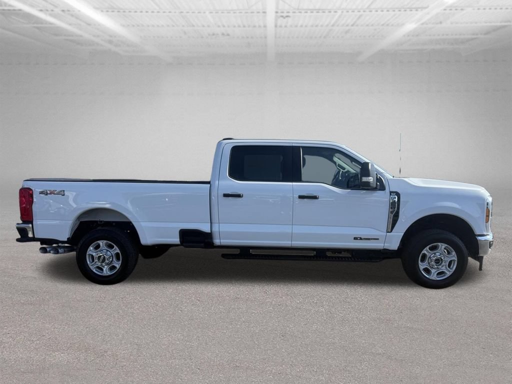 Certified 2025 Ford F350 XLT AWD/4WD image 3