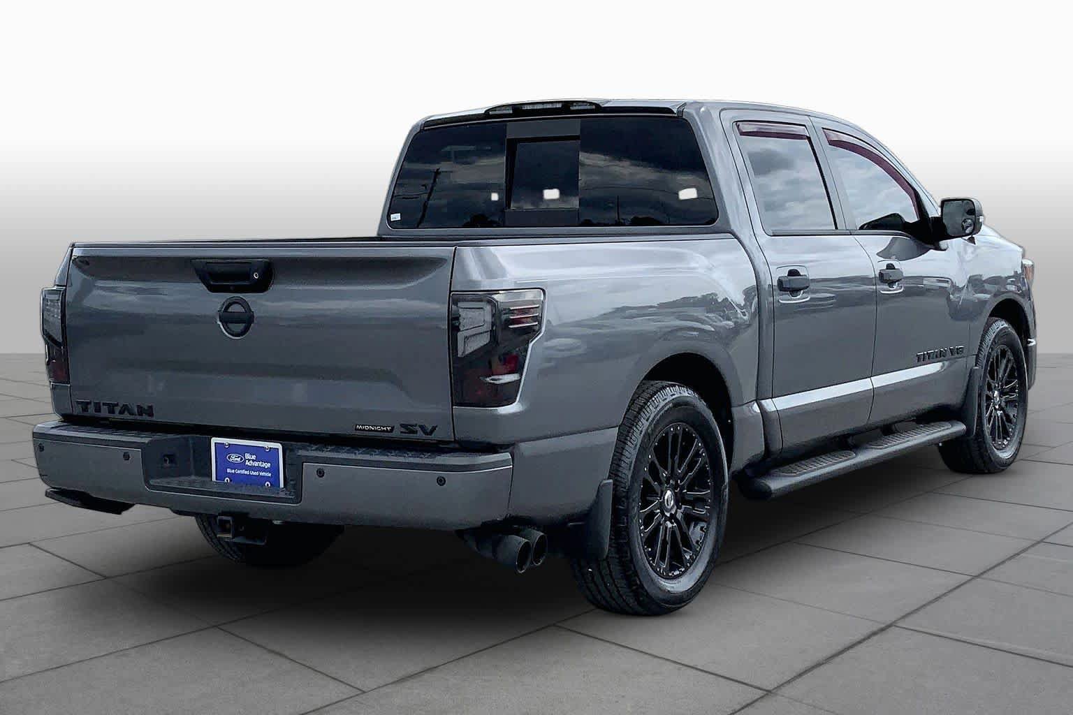 Used 2019 Nissan Titan SV w/ SV Convenience Package RWD image 13