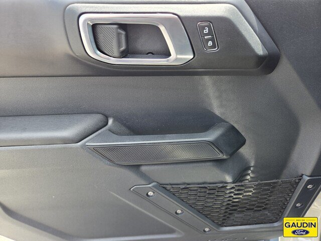 Certified 2025 Ford Bronco Outer Banks AWD/4WD image 18