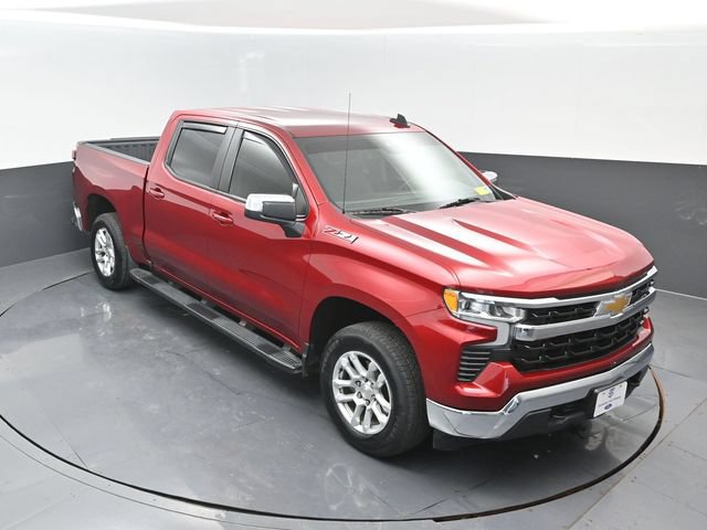 Used 2023 Chevrolet Silverado 1500 LT AWD/4WD image 18