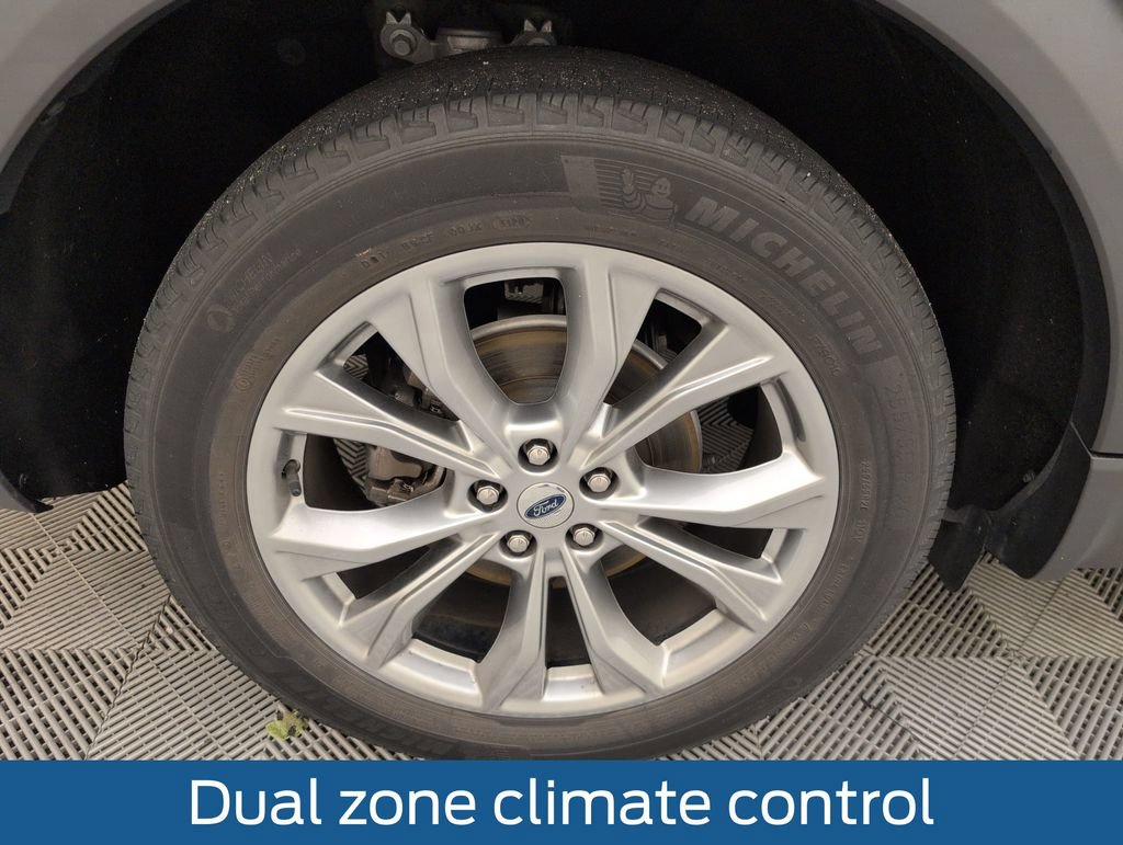 Certified 2020 Ford Explorer Limited w/ Class III Trailer Tow Package AWD/4WD image 16