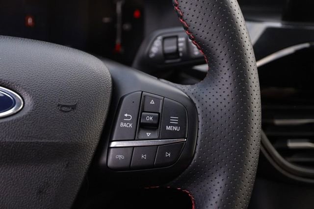 Certified 2025 Ford Escape ST-Line AWD/4WD image 12