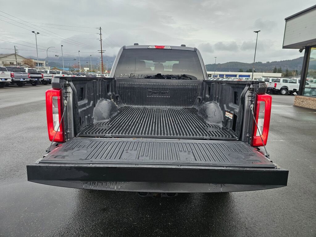 Certified 2024 Ford F350 XLT image 9