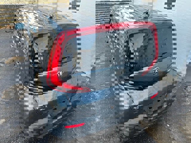 Used 2020 Kia Soul LX image 4