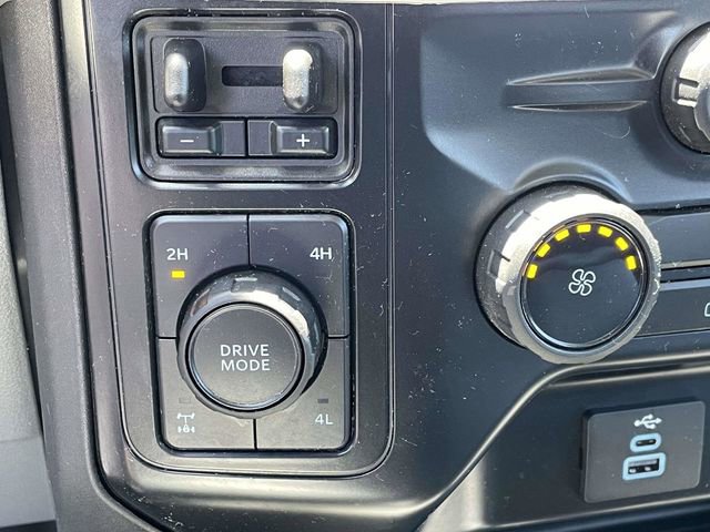 Certified 2024 Ford F350 XL w/ XL Off-Road Package AWD/4WD image 15