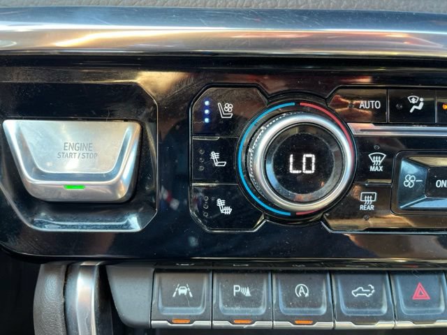 Used 2024 GMC Sierra 1500 Denali w/ Denali Reserve Package AWD/4WD image 16