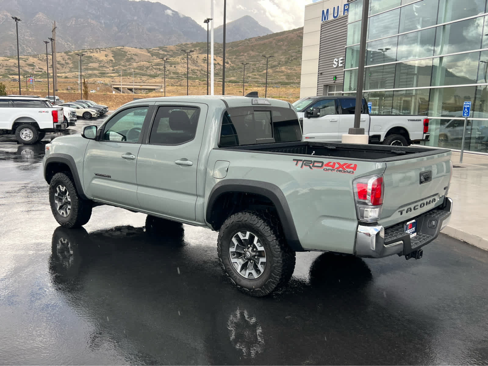 Used 2022 Toyota Tacoma TRD Off-Road AWD/4WD image 11