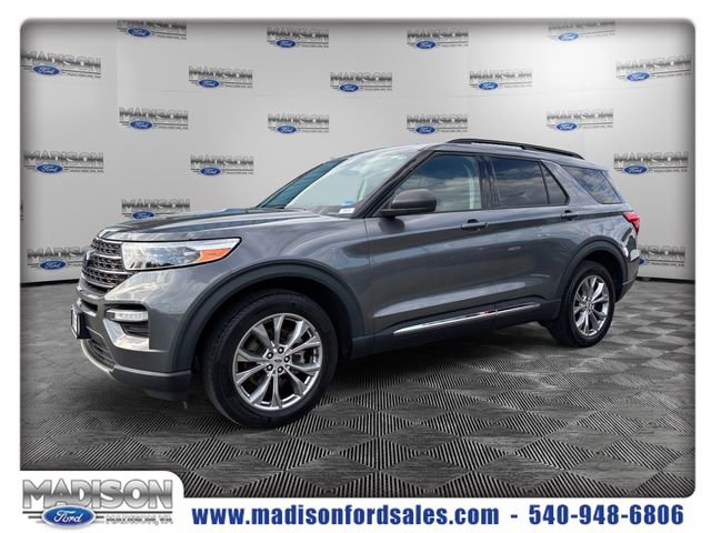 Certified 2022 Ford Explorer XLT w/ Equipment Group 202A