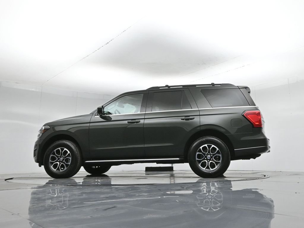 Certified 2023 Ford Expedition XLT image 64
