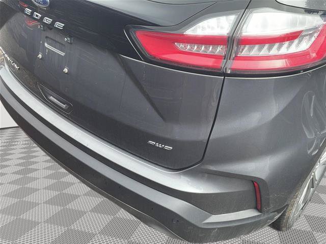 Certified 2024 Ford Edge Titanium AWD/4WD image 22