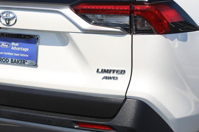 Used 2021 Toyota RAV4 Limited AWD/4WD image 8