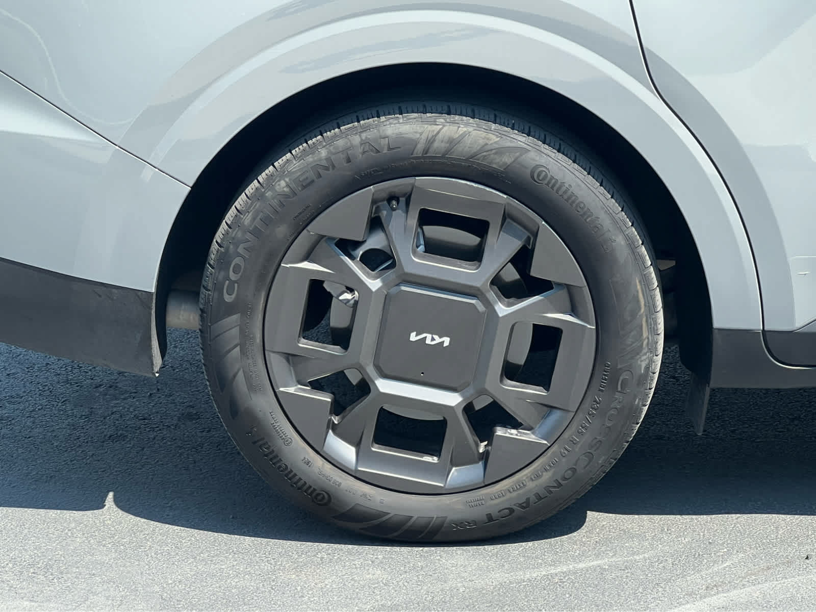 Used 2025 Kia Carnival SX FWD image 15