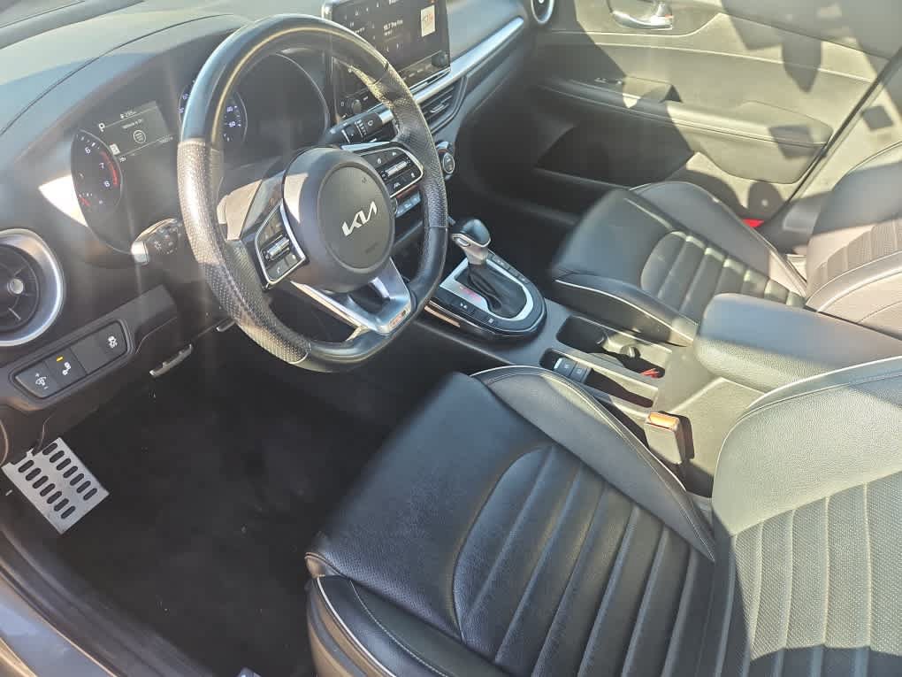 Used 2024 Kia Forte GT-Line w/ GT-Line Premium Package FWD image 14