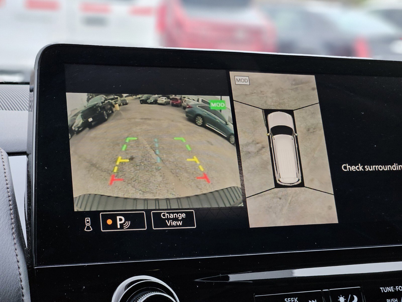 Used 2022 Nissan Armada SL w/ Captain's Chairs Package image 22