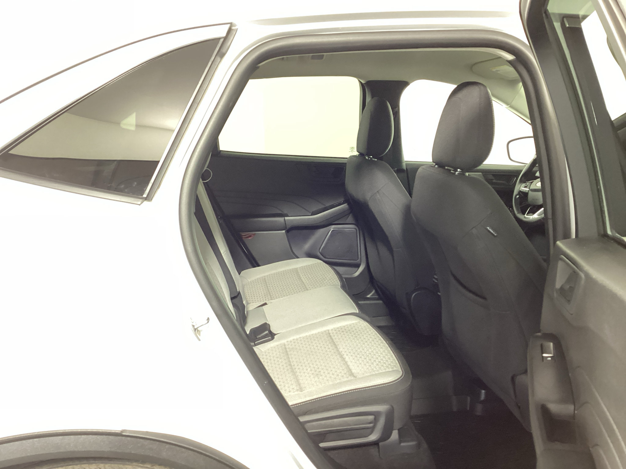 Certified 2024 Ford Escape Active AWD/4WD image 11