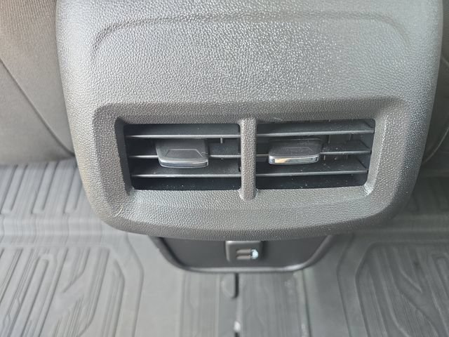 Used 2024 GMC Terrain SLE w/ Driver Convenience Package AWD/4WD image 30