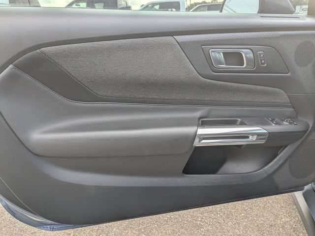 Certified 2025 Ford Mustang Coupe RWD image 9