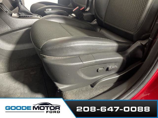 Used 2019 Buick Encore Preferred AWD/4WD image 12