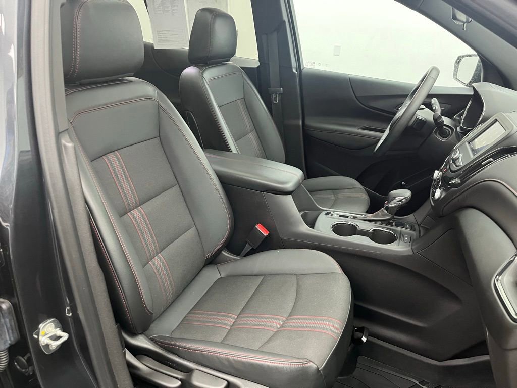 Used 2023 Chevrolet Equinox RS image 28