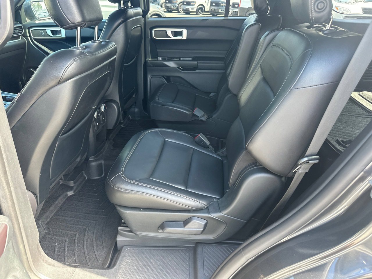 Certified 2020 Ford Explorer XLT w/ Equipment Group 202A RWD image 23