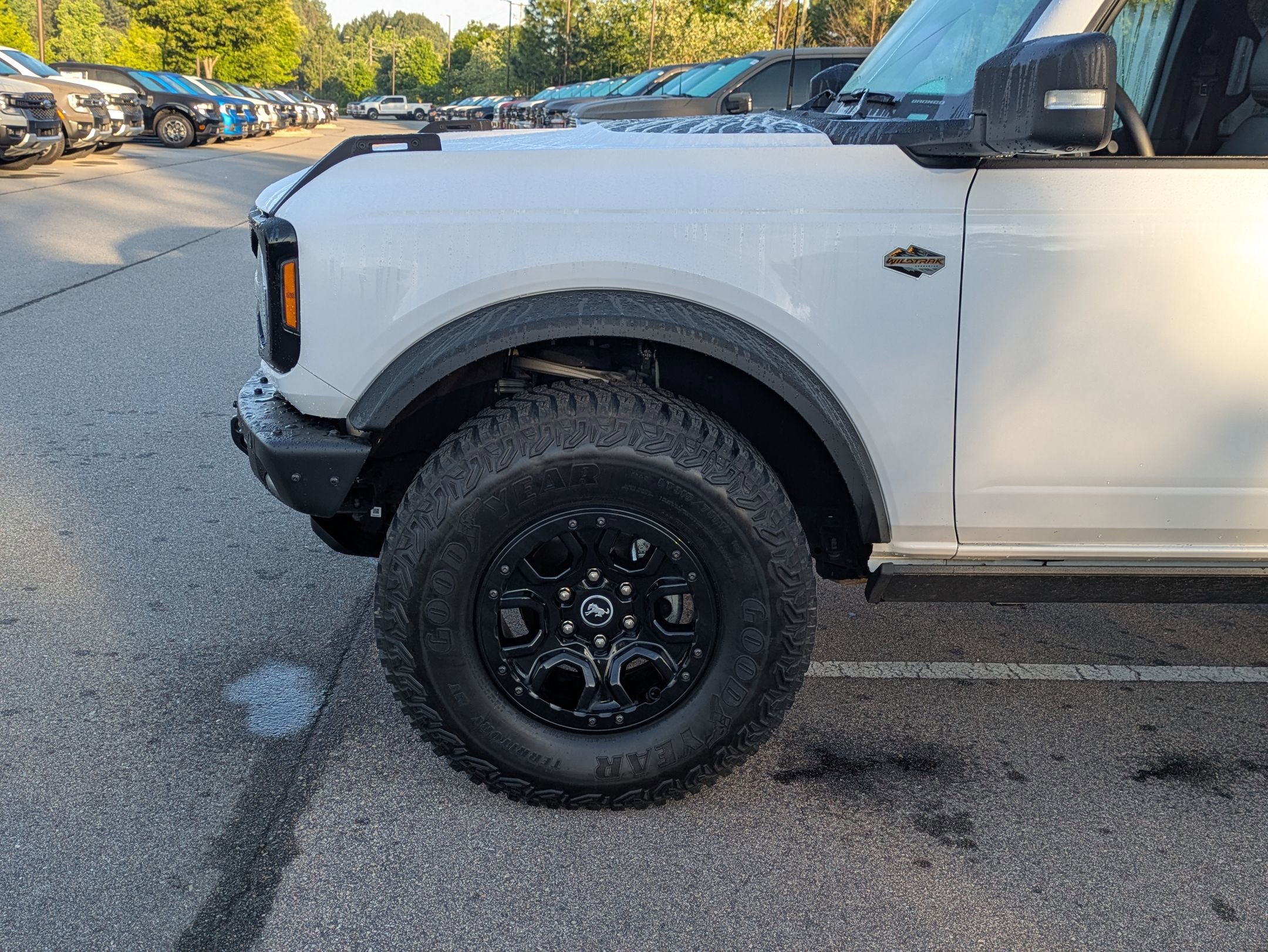 Certified 2023 Ford Bronco Wildtrak AWD/4WD image 11