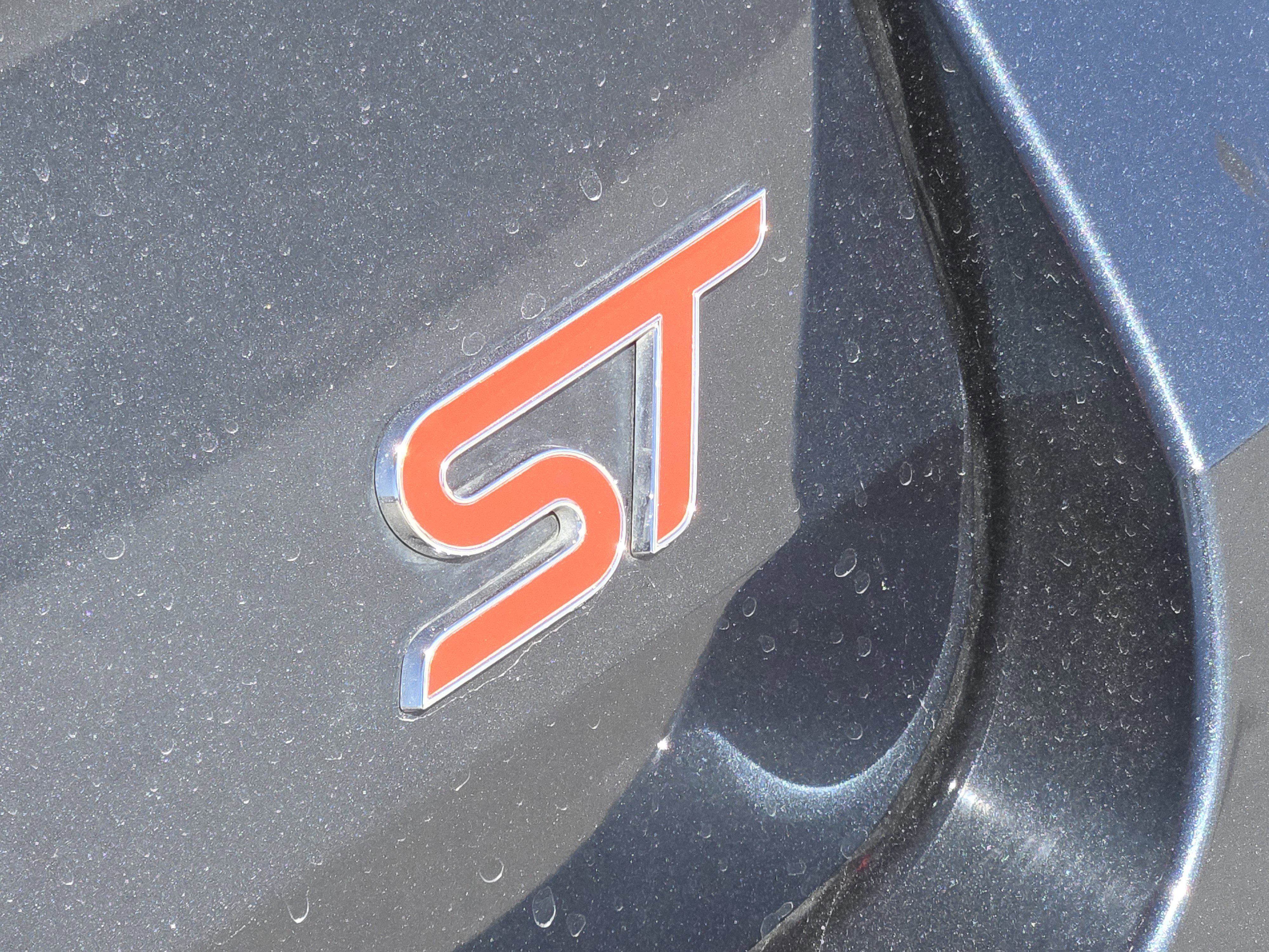 Certified 2023 Ford Explorer ST w/ Equipment Group 401A image 12