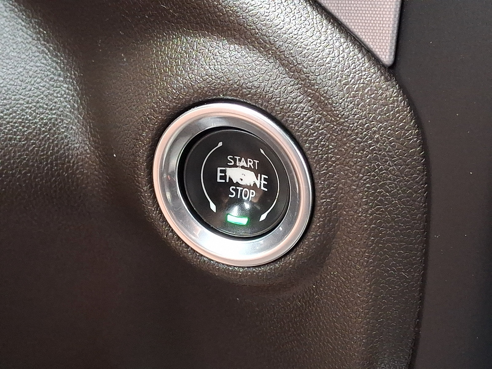 Used 2019 GMC Sierra 1500 SLT w/ SLT Premium Package RWD image 29