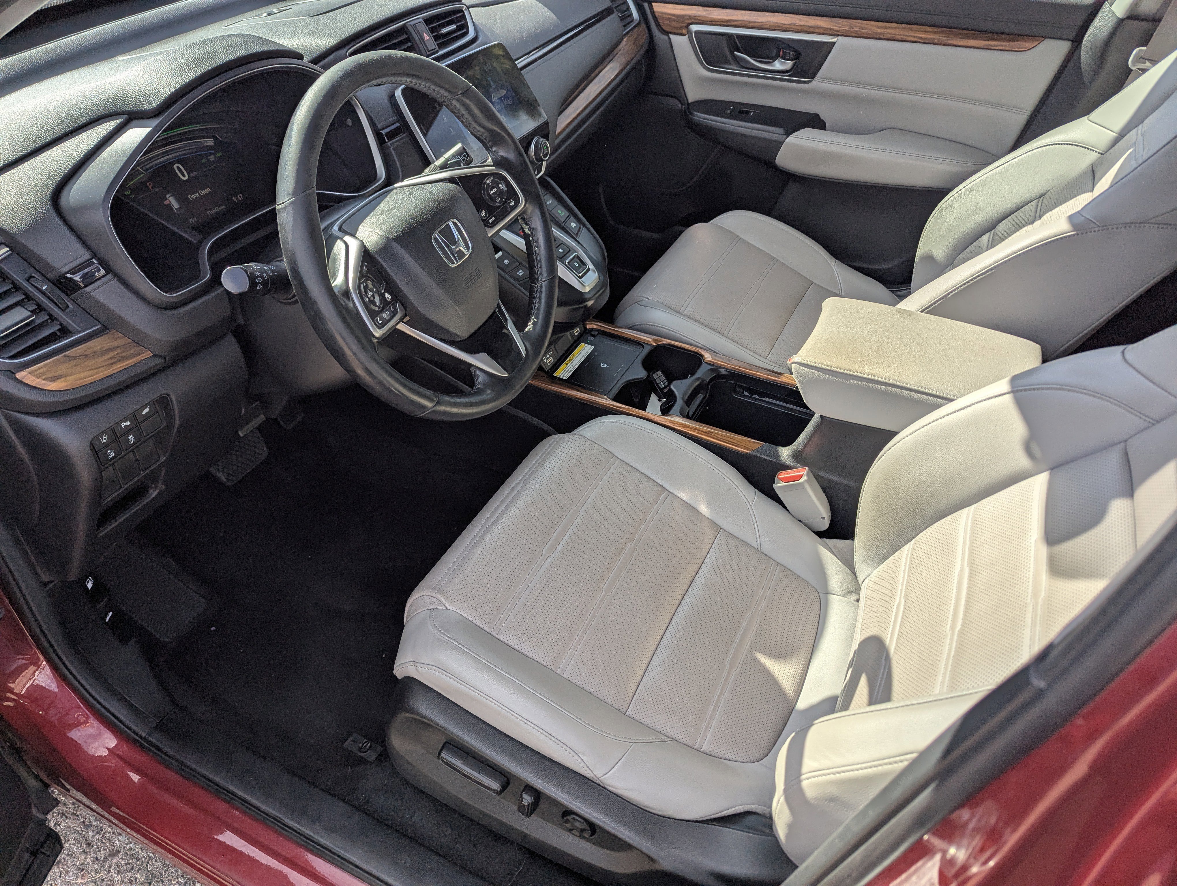 Used 2022 Honda CR-V Touring image 9