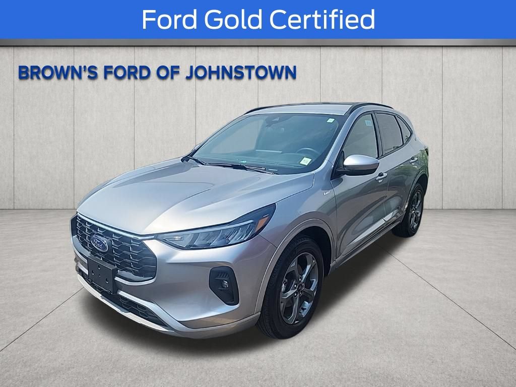 Certified 2023 Ford Escape ST-Line Select w/ Tech Pack #1 AWD/4WD image 4
