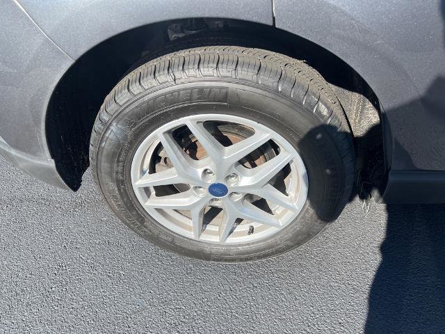 Certified 2022 Ford Edge SE image 13