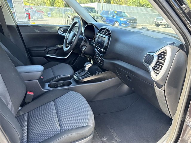 Used 2024 Kia Soul LX w/ Option Group 015 image 13