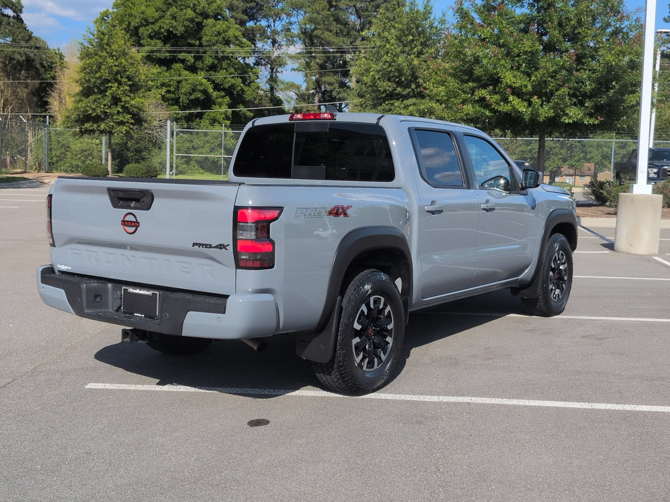 Used 2023 Nissan Frontier PRO-4X w/ Technology Package AWD/4WD image 4