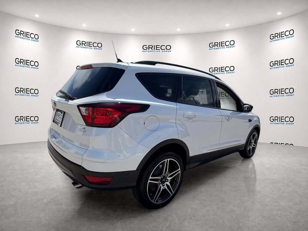 Certified 2019 Ford Escape SEL FWD image 7