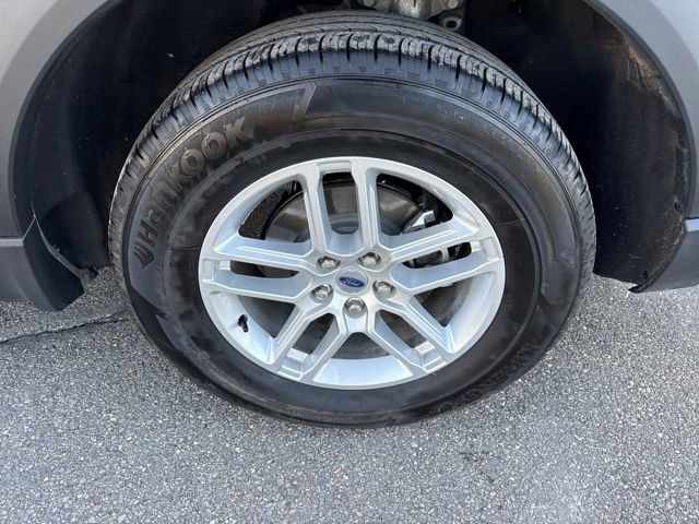 Certified 2025 Ford Explorer Active image 11